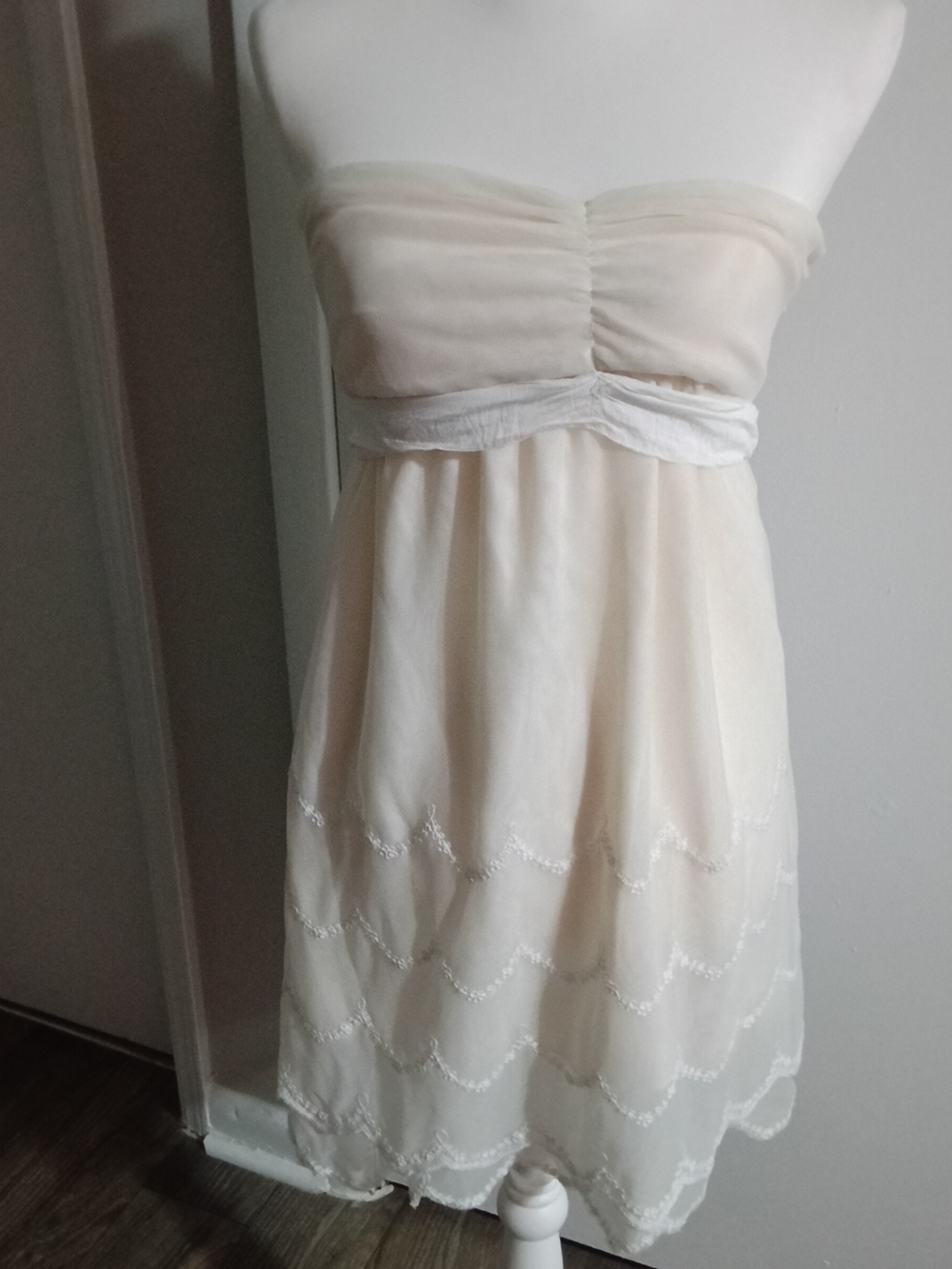 PENCEY Strapless Cream Chiffon Scallop-Trim Dress